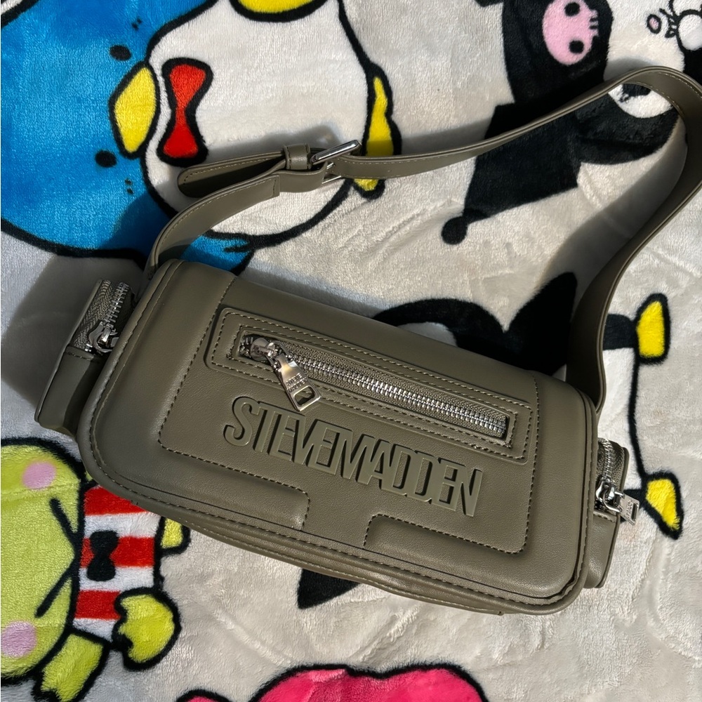 Steve Madden shoulder bag
